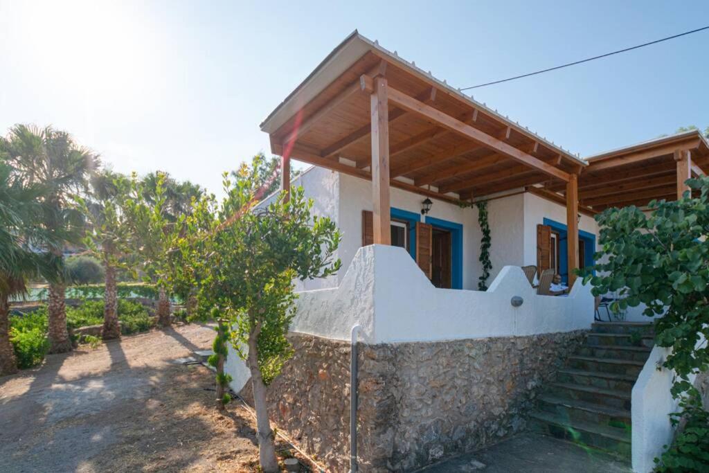 Georgia'S Studio Закрос Экстерьер фото